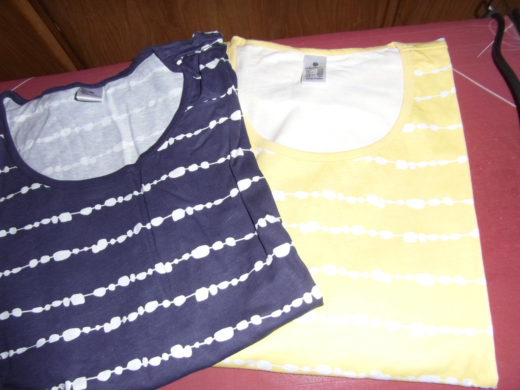 Négligés & Pyjamas: 2 Damen Nachthemden Gr.52-54 – Neuf (Voir description) à Rüdlingen par geissenpeter02