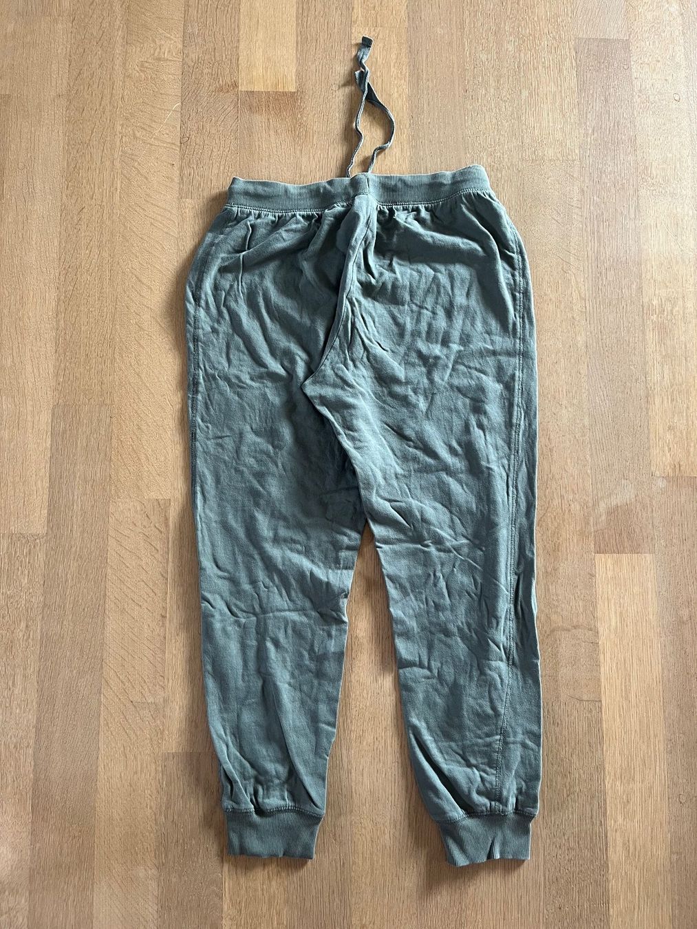 H&M Hosen: Jogginghose/Schlafhose Damen grün – Gebraucht aus Laupen BE von lee_ym6v 2