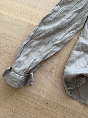 Intimissimi Oyama Satinbluse – Beige – Grösse M