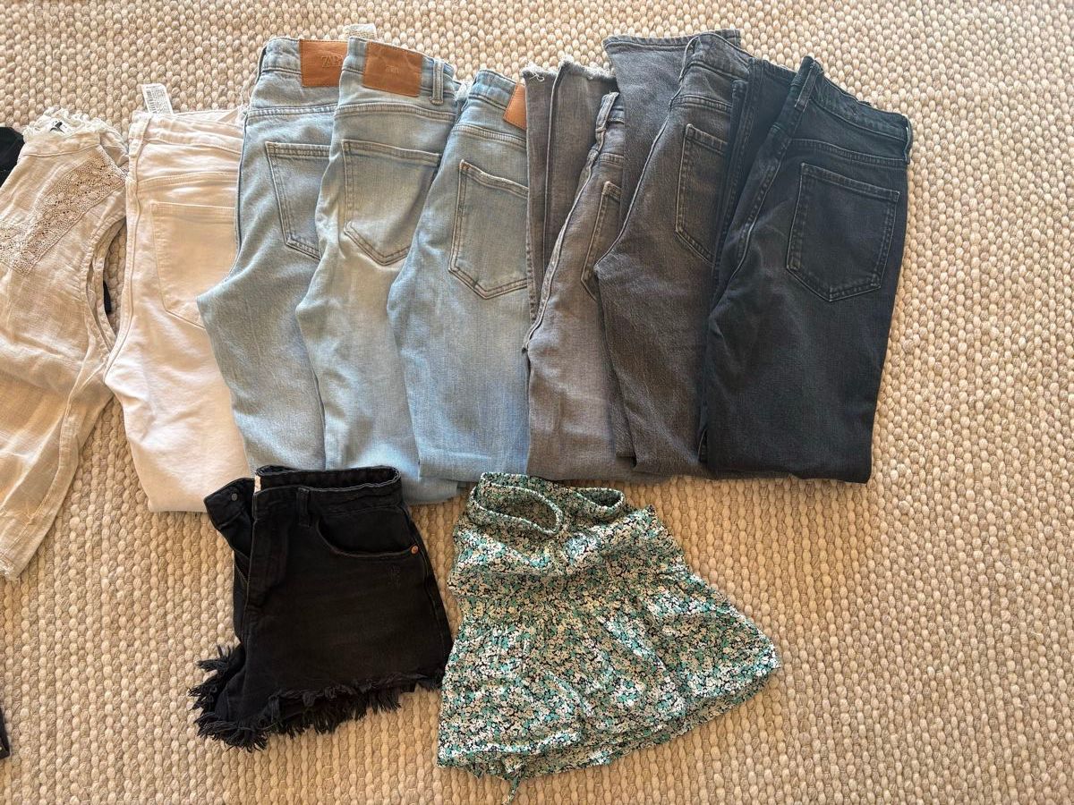 Lotti di vestiti: Clothes package sizes 34,36 – Usato da Zuoz venduto da stumholm 3