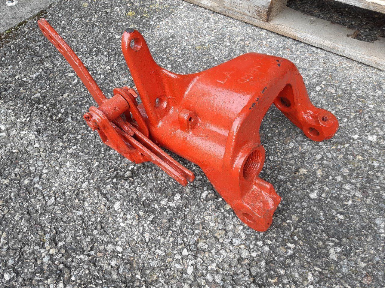 Trattori: Mähbalken Support Oldtimer Traktor – Usato da Dürnten venduto da Bachtel84 1