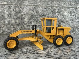 Caterpillar Greder, 1;50 , NZG