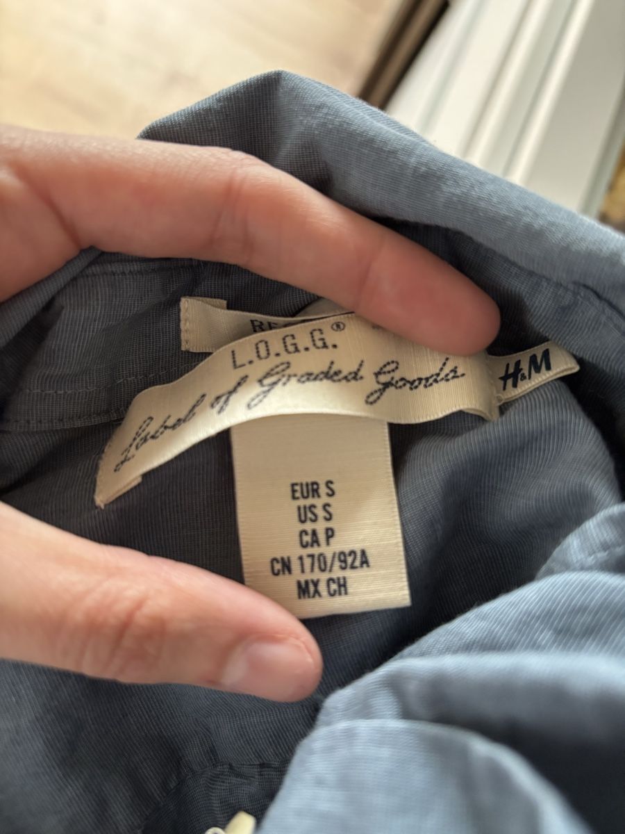 H&M Hemden: chemise H&M bleue, taille S – Gebraucht aus Tavannes von callie.mcli 3