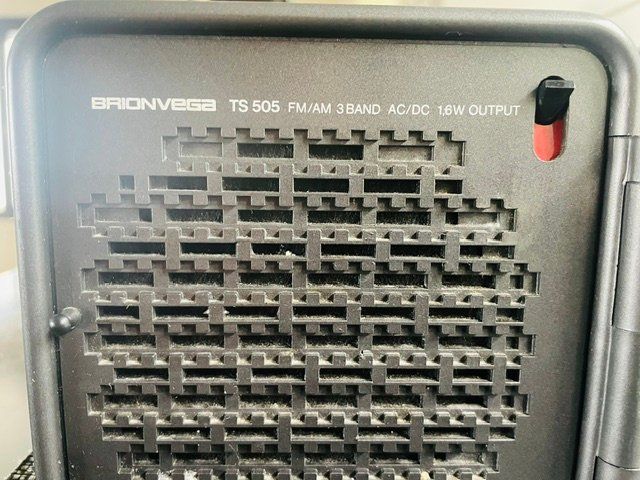 Radio: Brionwega TS 505 a – Usato da Zürich venduto da zhugo 2
