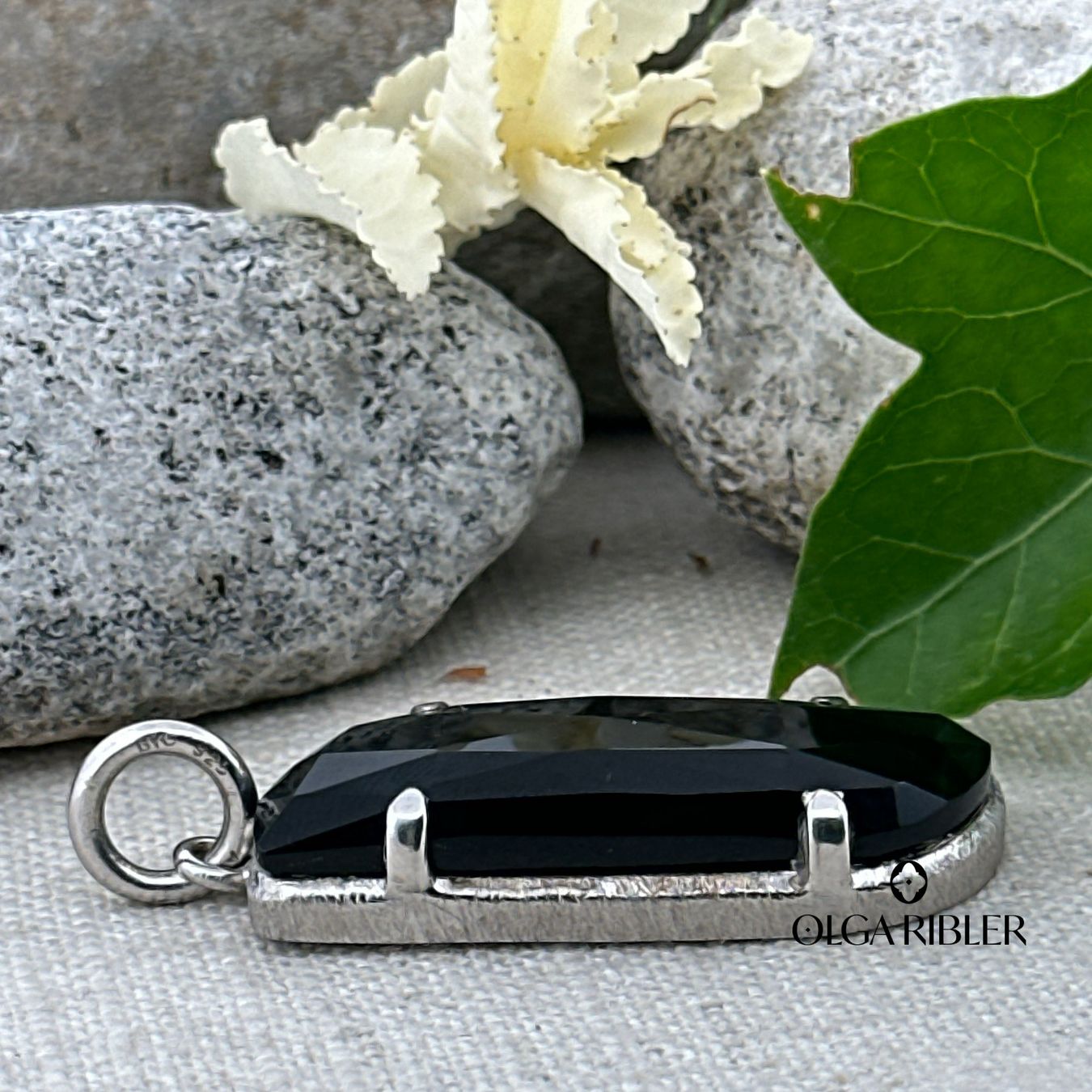 Olga Ribler Ciondoli: Onyx Anhänger Sterling Silber 925 – Nuovo (secondo la descrizione) da Luzern venduto da Schmuckoutlet