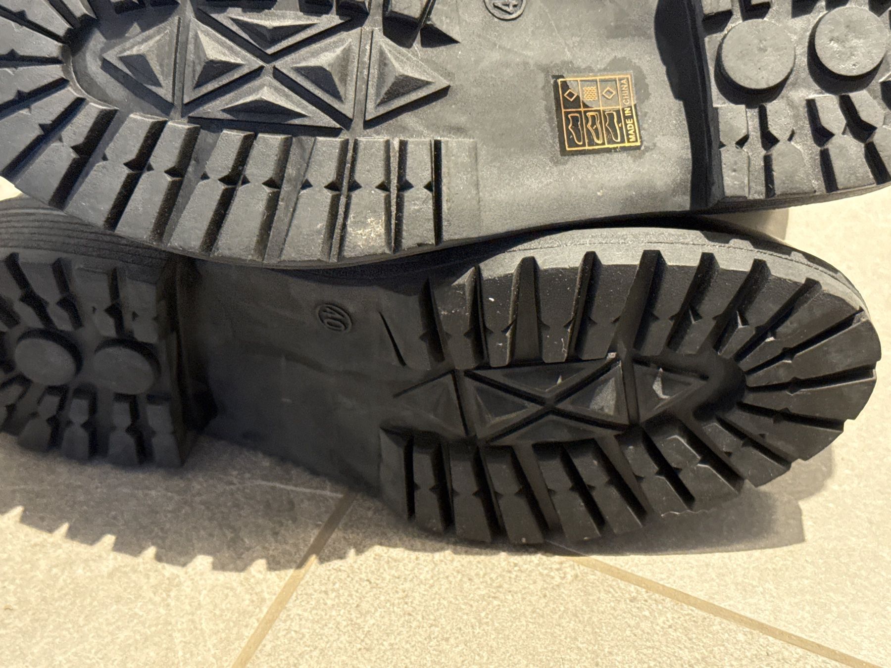 Scarpe da donna: Stiefeletten Schuhe Gr. 39 – Nuovo (secondo la descrizione) da Amriswil venduto da used2use 3