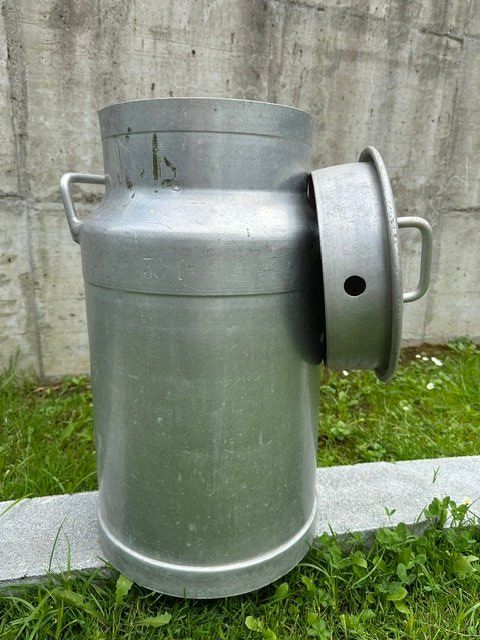 Agricoltura: Milchkanne 30L mit Deckel – Usato da Arth venduto da Knueddel 1