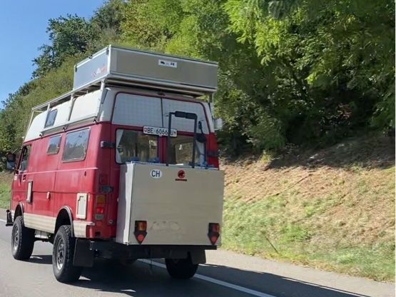 VW Veicoli da campeggio: VW LT 40 4x4 Wohnwagen Offroad – Usato da Frutigen venduto da Dandsche