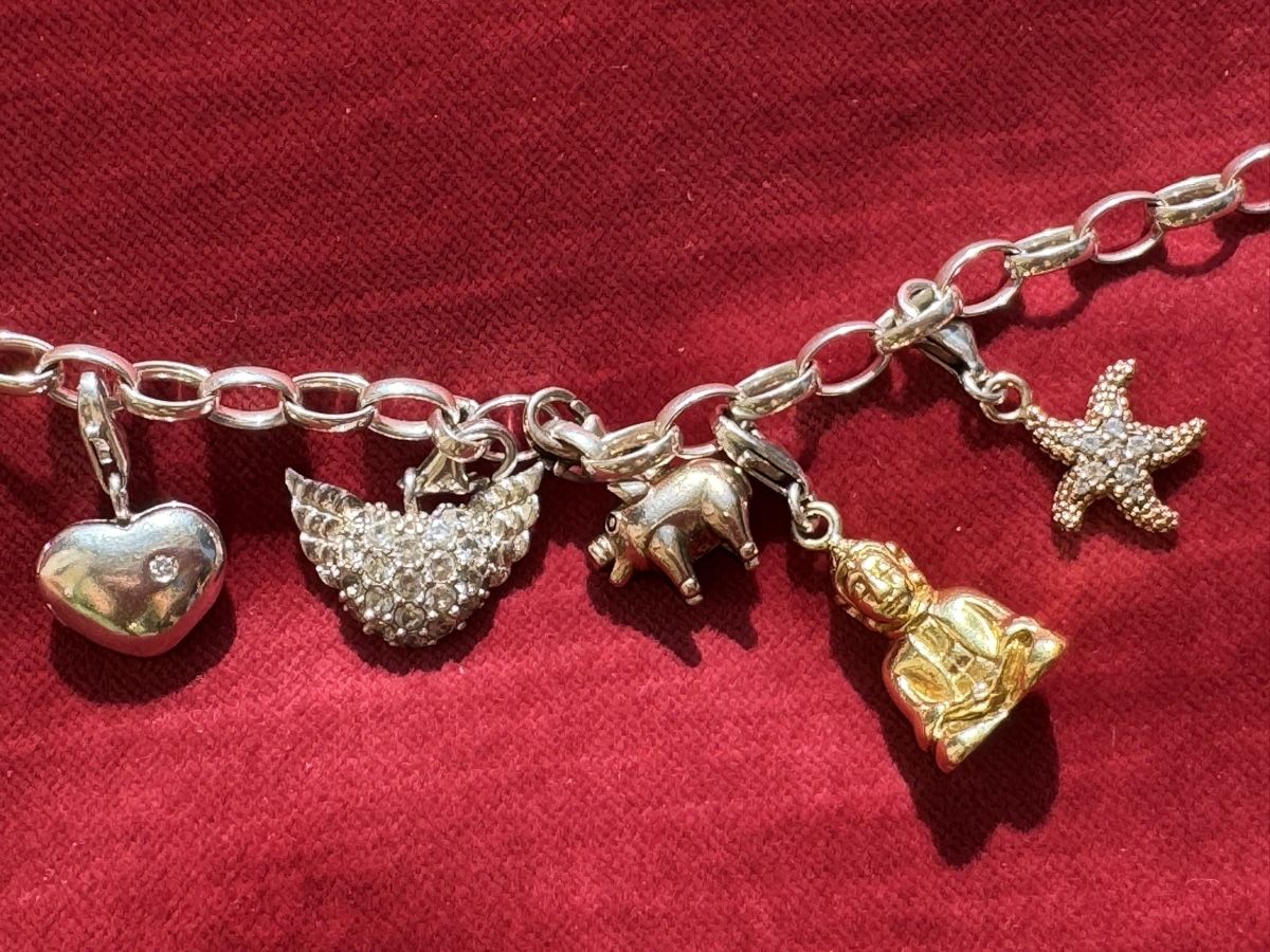 Thomas Sabo Armbänder & -reifen: Thomas sabo armband mit charms – Gebraucht aus Zürich von funkelnderstern 1