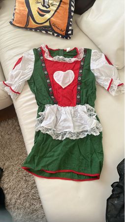 Süsses Dirndl in rot/grün, Grösse M - Fasnacht