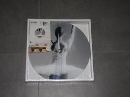 Wanduhr Ballerina Ballett mit Quartzuhrwerk        * NEU *