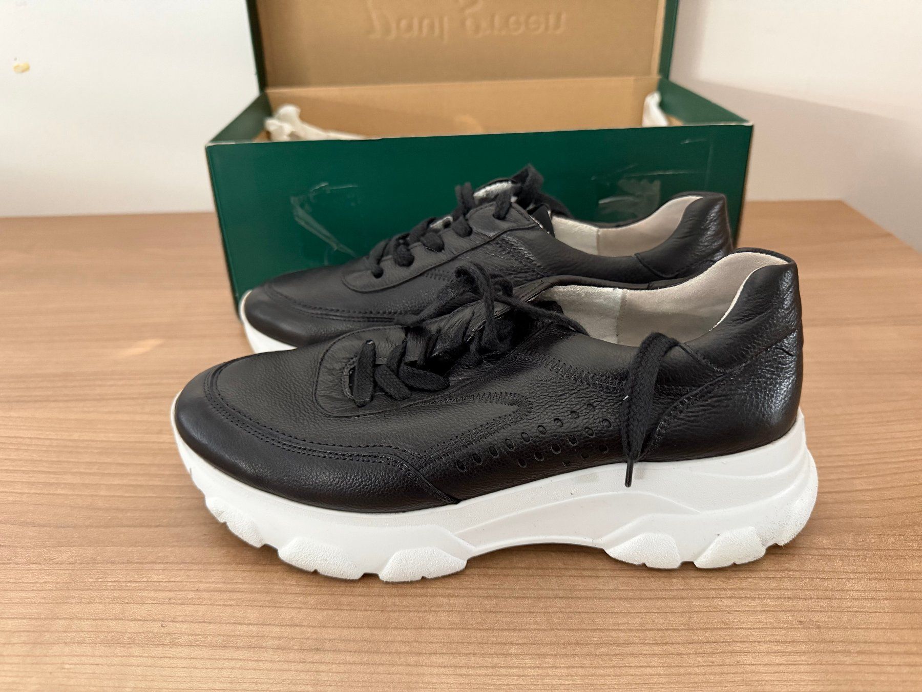 Paul Green Scarpe da donna: Sneaker von Paul Green Gr. 6.5 entspricht 39.5 oder 40 – Usato da Zollikofen venduto da Maria_verena 1