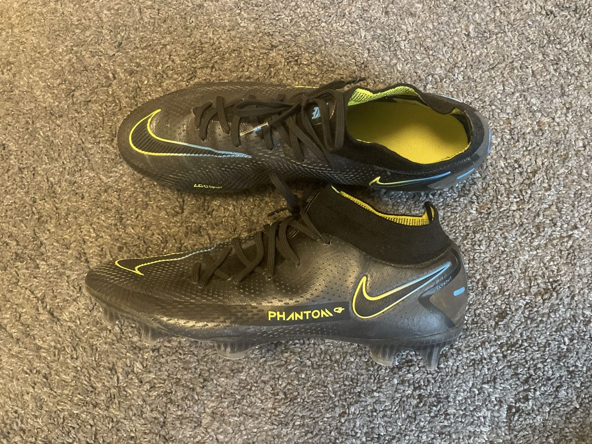 Scarpe da uomo: Nike Phantom Fussballschuhe – Nuovo (secondo la descrizione) da Adliswil venduto da mei_f5ps
