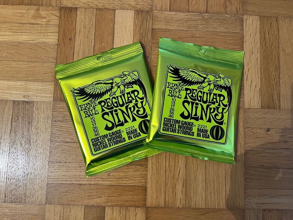 2x Ernie Ball Regular Slinky 2221 Kaufen auf Ricardo