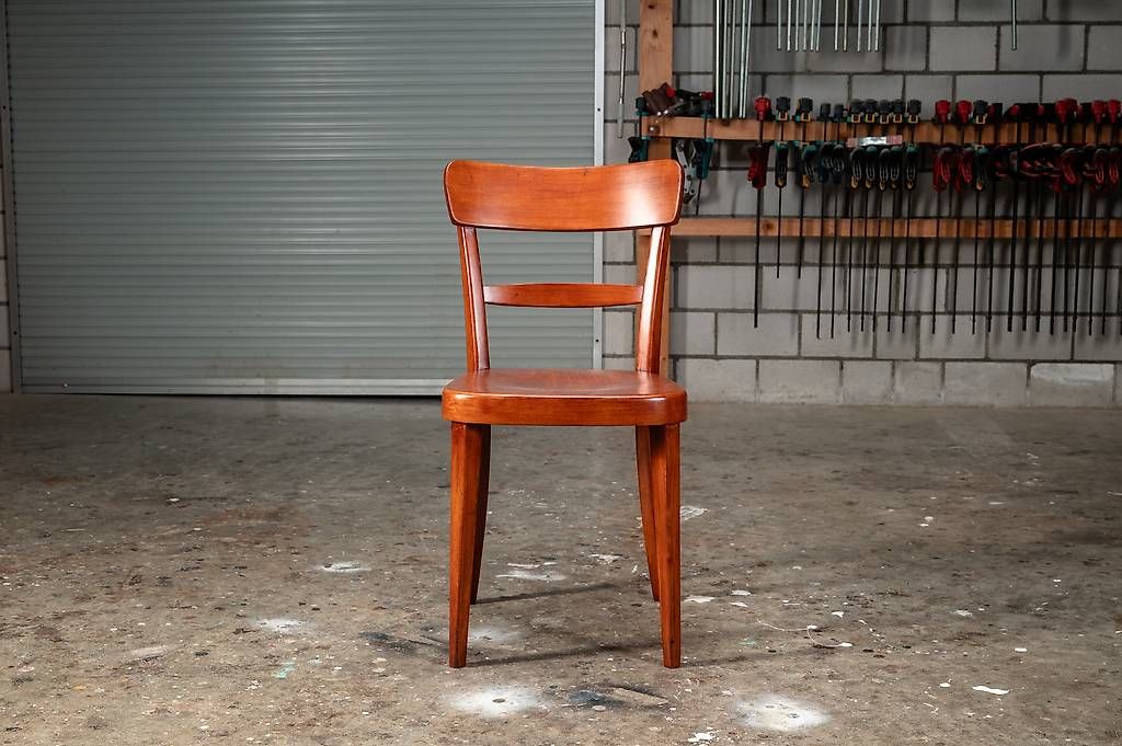 Stühle: Klassische Schweizer Beizenstühle – Gebraucht aus Beringen von 8222Beringen 1