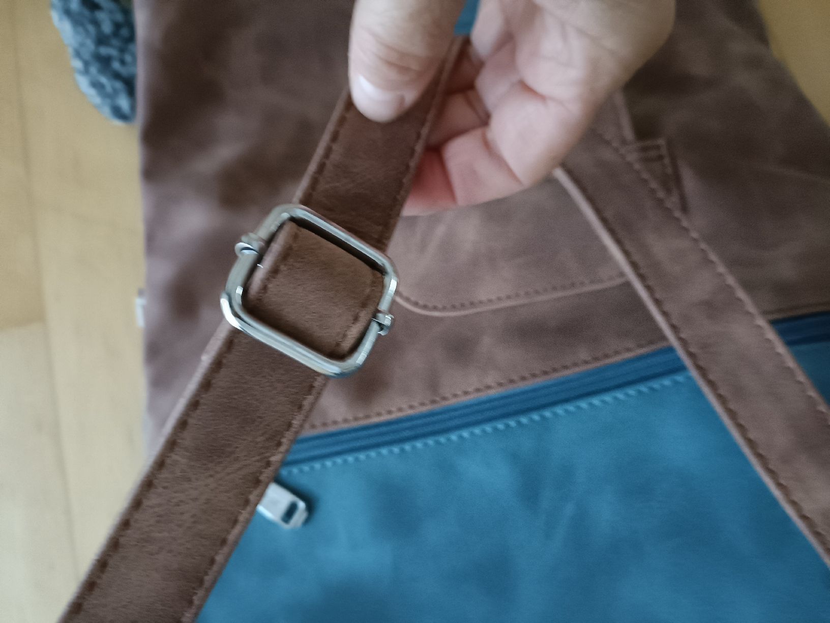 Rucksäcke: Tasche & Rucksack in einem – Neu und originalverpackt aus Gossau SG von scania1509 5