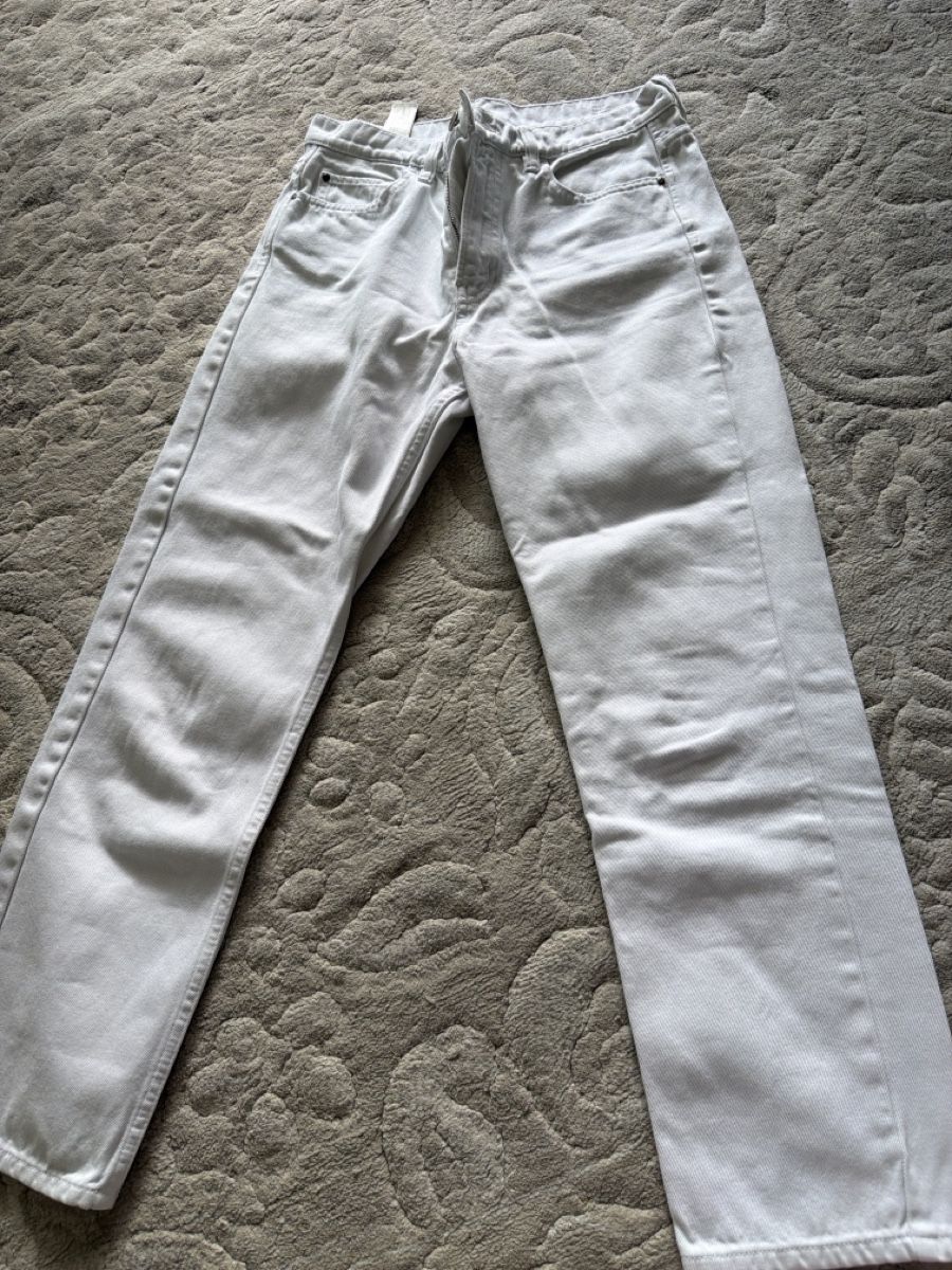 Massimo Dutti Jeans: Massimo Dutti white jeans size 38 new – Gebraucht aus geneve von clothesreseller 1