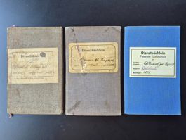 2 Dienstbüchlein - 1 Luftschutzbüchlein - Vater und Sohn