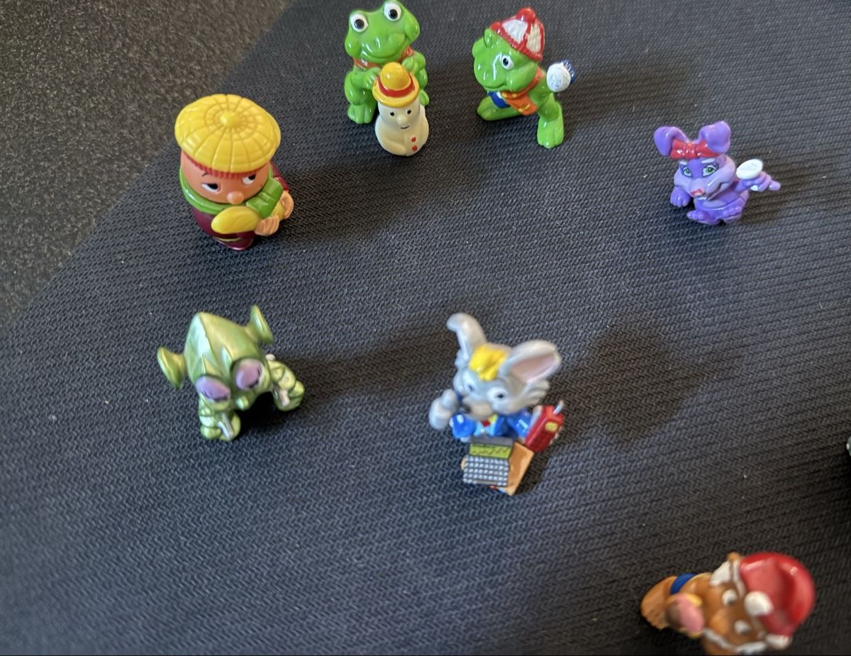 Statuette: Lot - Kinder Surprise – Usato da Uvrier venduto da sauma85 1