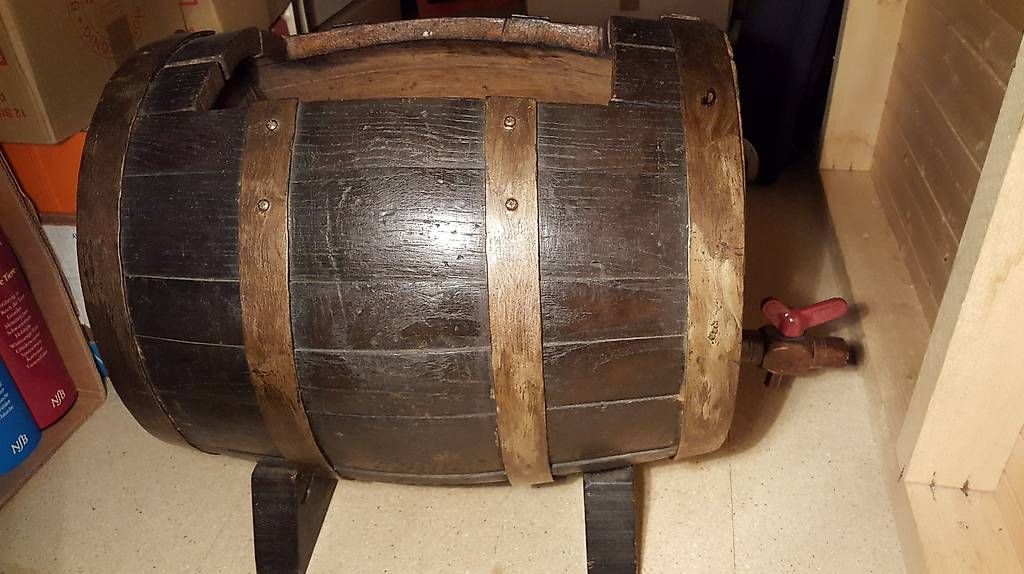 Articoli in legno: Holzfässli Dekoration – Usato da Schönengrund venduto da Liane63 2