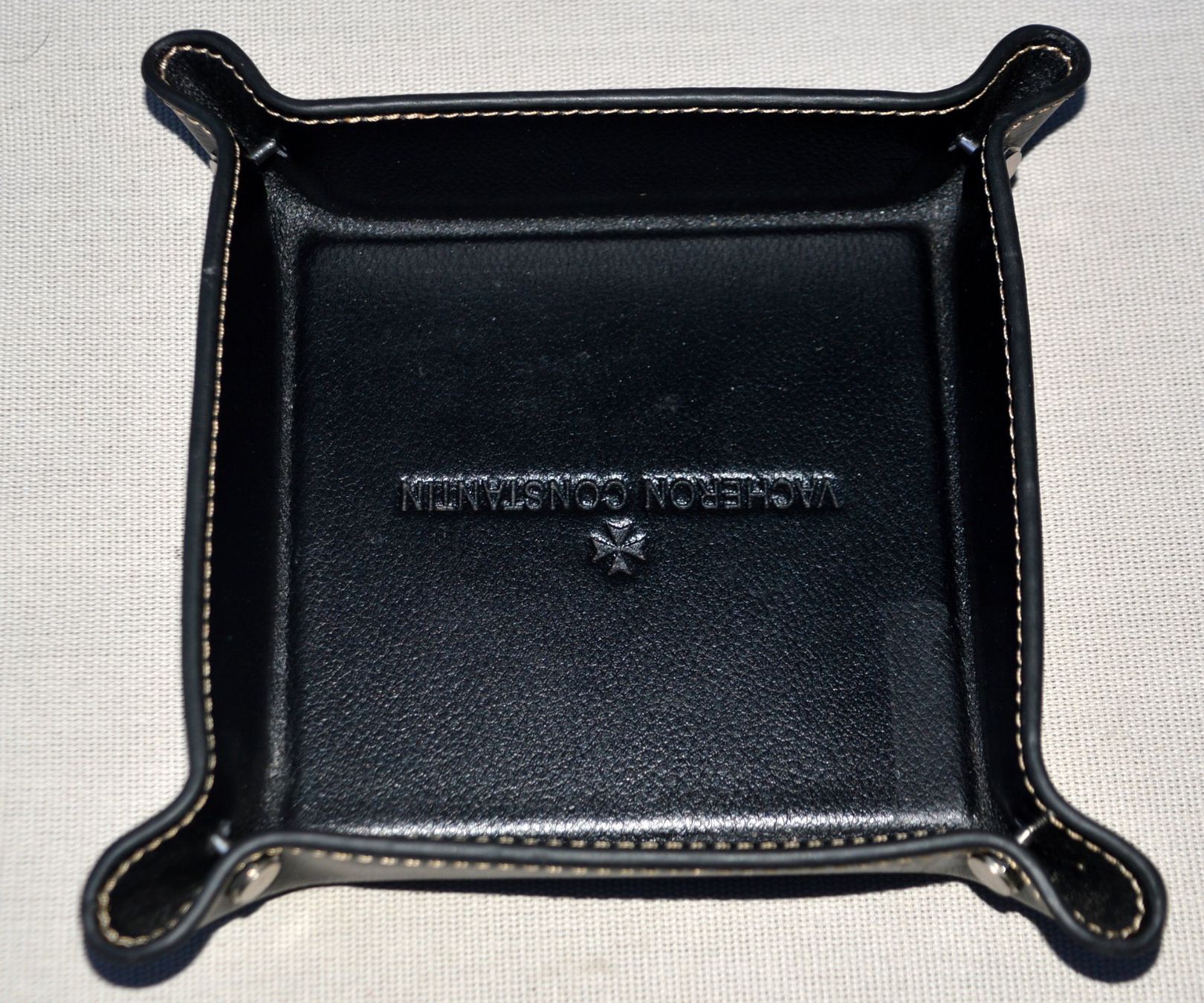 Teller: Vide poche Vacheron Constantin Empty Pocket – Gebraucht aus Collonges von Auganien 3