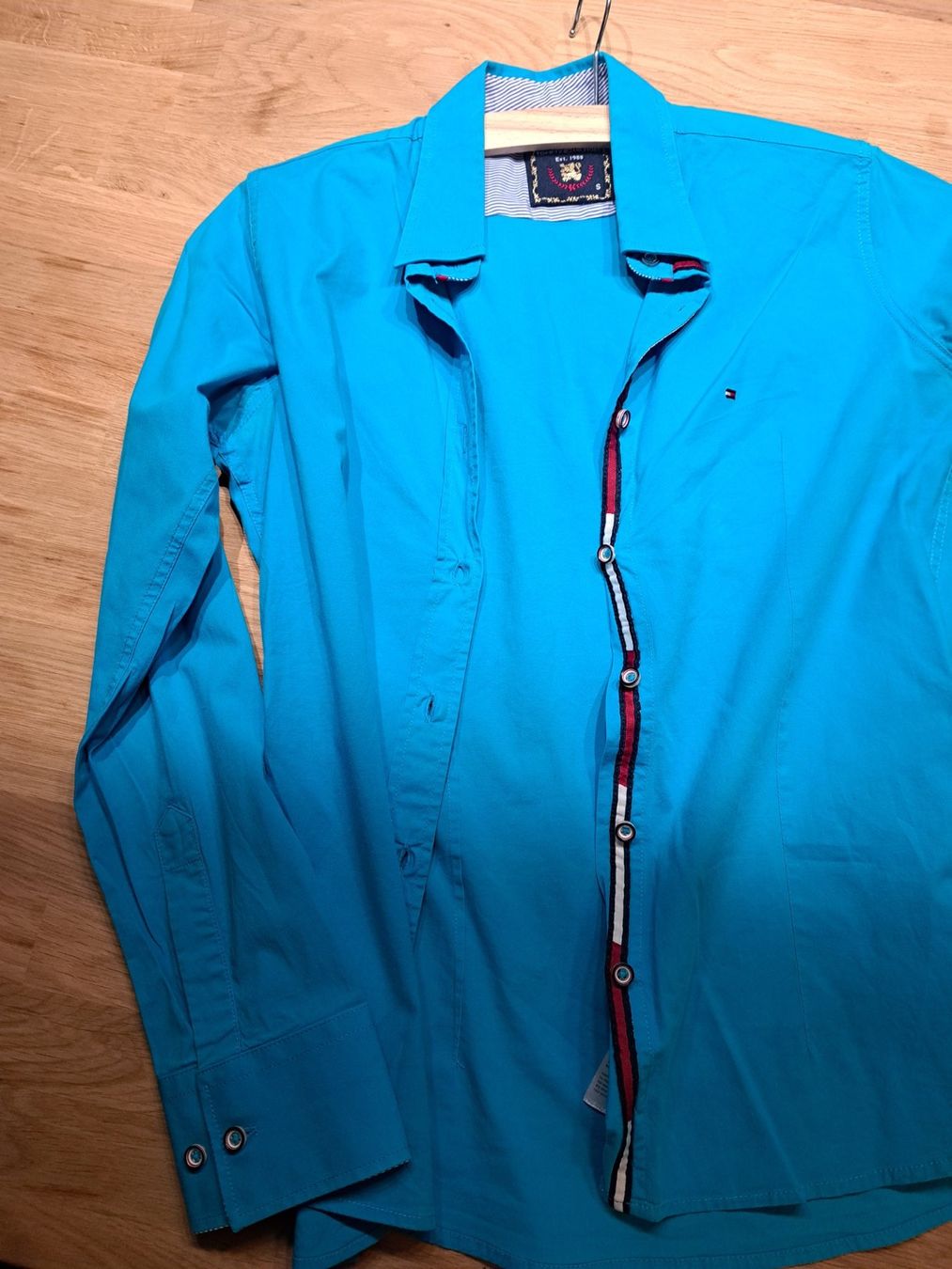 Tommy Hilfiger Blusen: Tommy Hilfiger Bluse – Gebraucht aus Triesenberg von Anastasia26