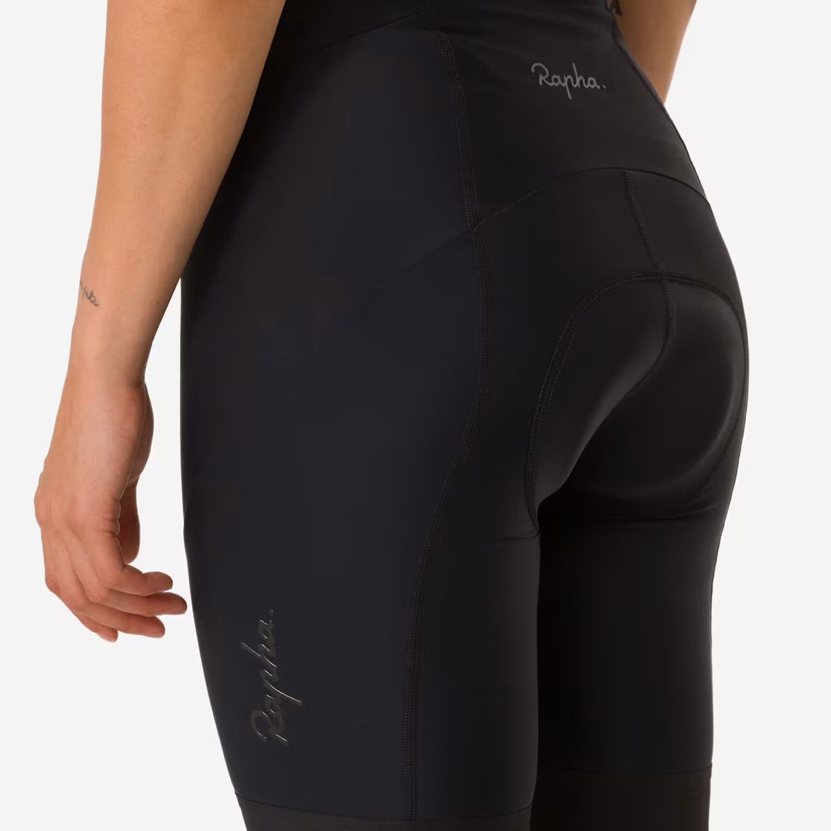Rapha Pantalons: Rapha CORE SHORTS - Orginalpreis 139.- – Neuf avec emballage d'origine à Zürich par luxuryoutlet1 1