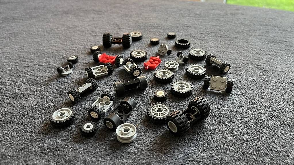 Spielzeuge: Lego Einzelteile Räder | 61g – Gebraucht aus Oftringen von ric_l2mv
