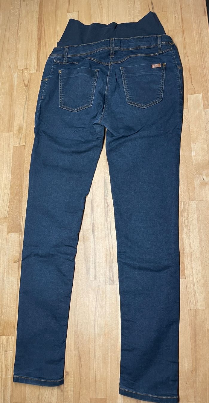 Jeans: Umstandsjeans, Grösse 30/32 – Usato da Gipf-Oberfrick venduto da Womek 1