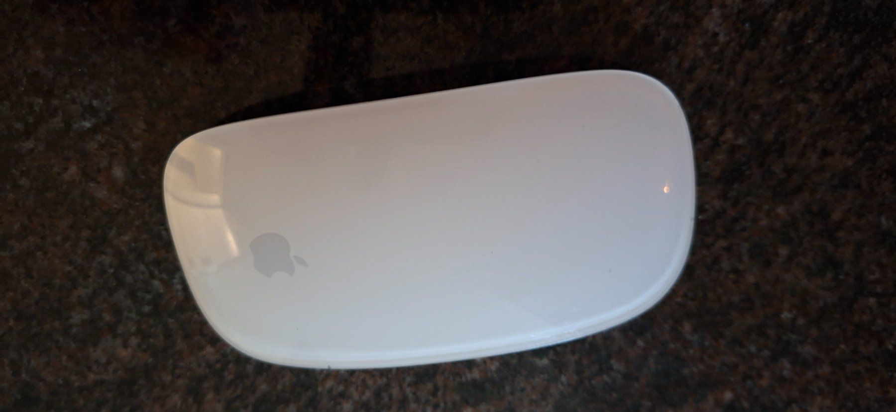 Apple Maus: Apple Magic Mouse weiss kabellos – Gebraucht aus Bern von Hurti 5