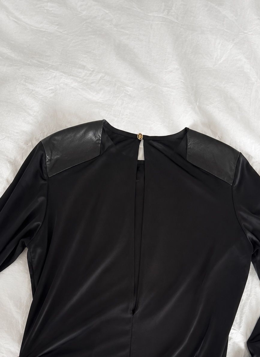 Versace Tops: VERSACE Black Long Sleeve, silk  – D'occasion à Sattel par Zlata1 3