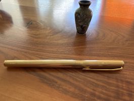 Montblanc Füllfederhalter vergoldet und goldfeder noblesse
