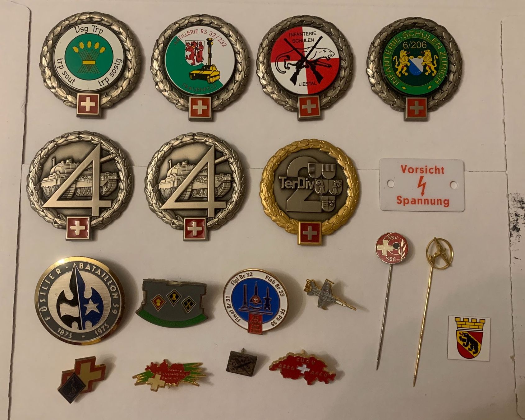Plaketten & Abzeichen: Pins Vari Militari – Gebraucht aus Olivone von Mangi83rosso