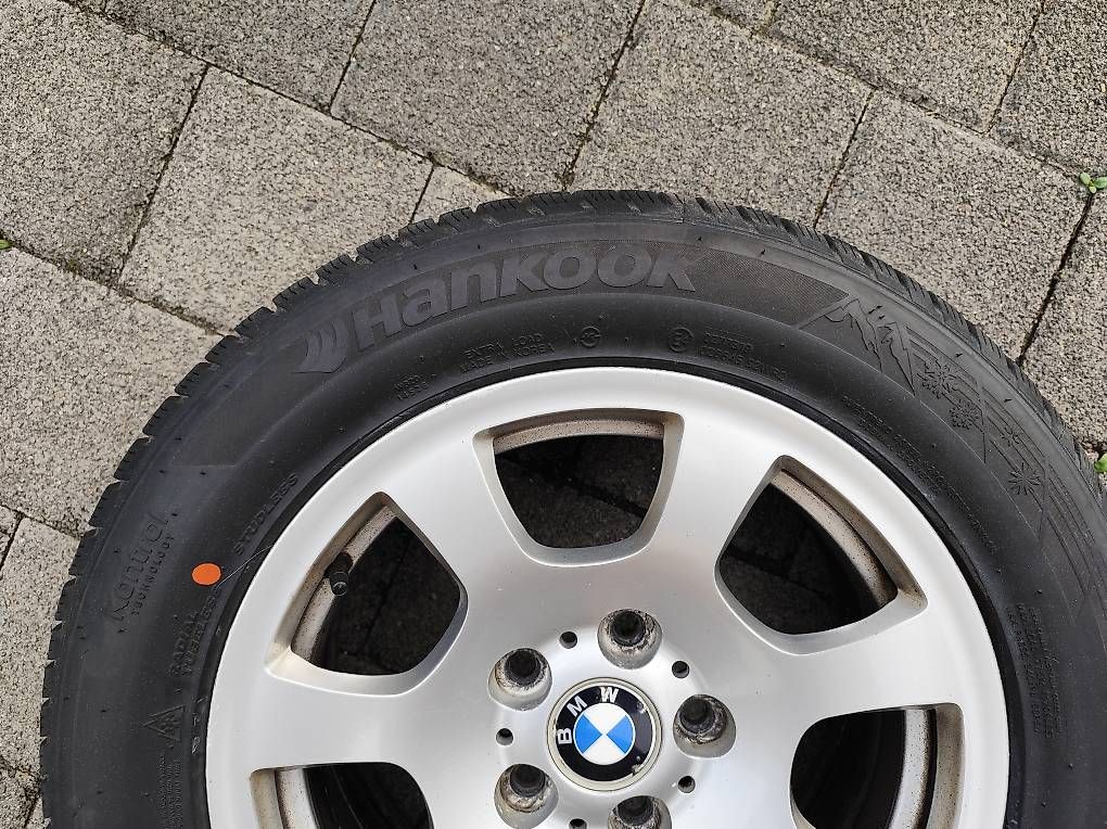 Pneus & Kompletträder: Winterräder BMW E60 / E61 (225/55/R16) – Gebraucht aus Montlingen von Blackmanta 2