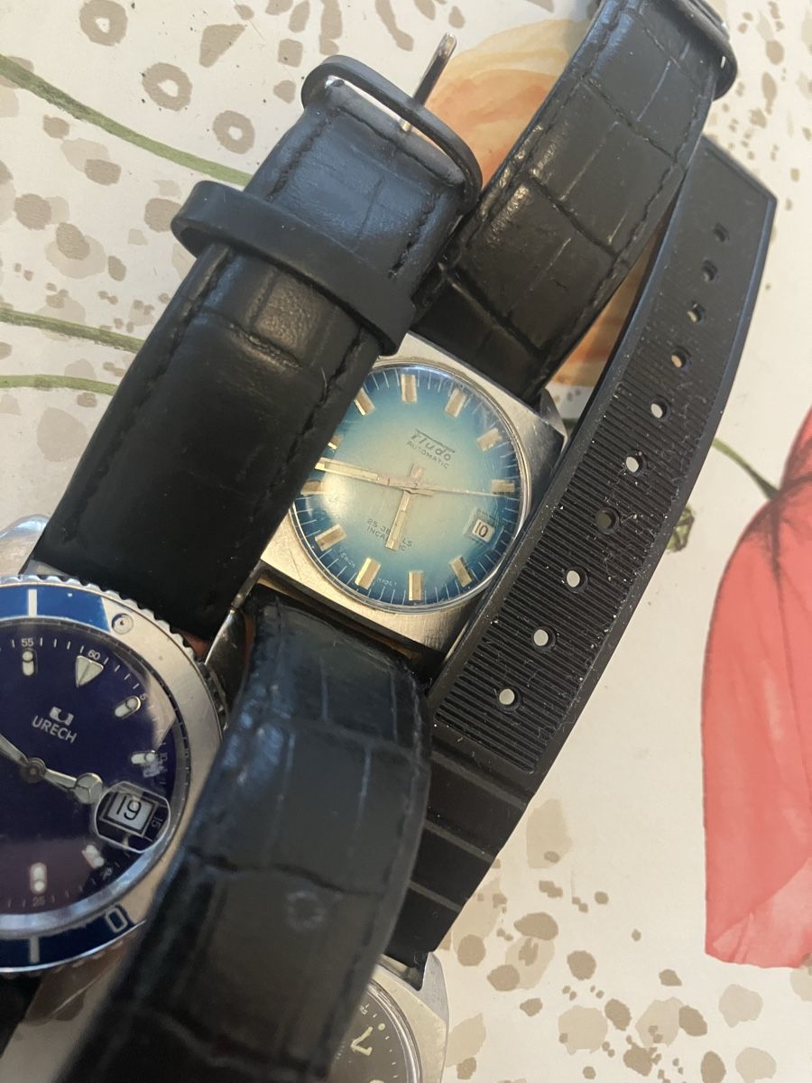 Orologi: Lot de 3 montres  – Difettoso da Fribourg venduto da Snoopy-Mousi 2