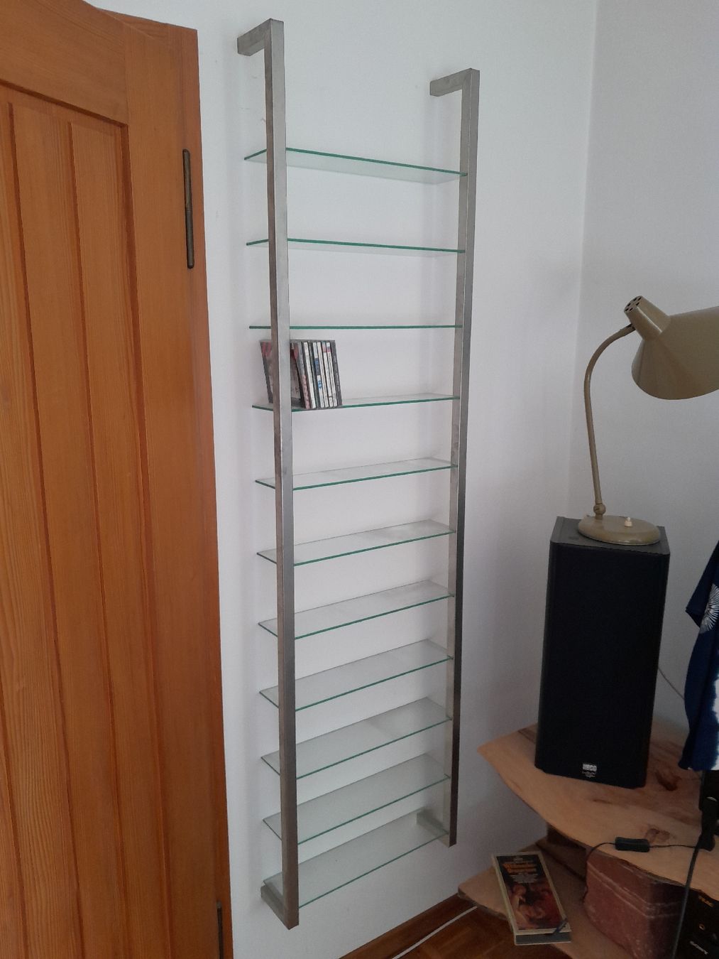 Regale: CD Regal Stall und Glas – Gebraucht aus Schaffhausen von lebensbaum68