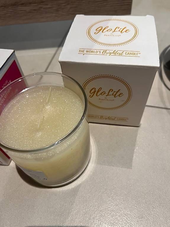 Partylite Bougies: Pot 2 mèches Partylite Glolite – D'occasion à Chessel par Alyssia83