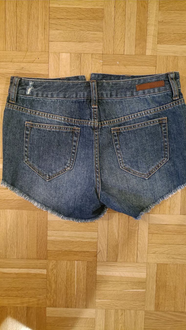 Jeans: Jeans Shorts Billabong Gr. 24 – Nuovo (secondo la descrizione) da Dübendorf venduto da Me_sa 3