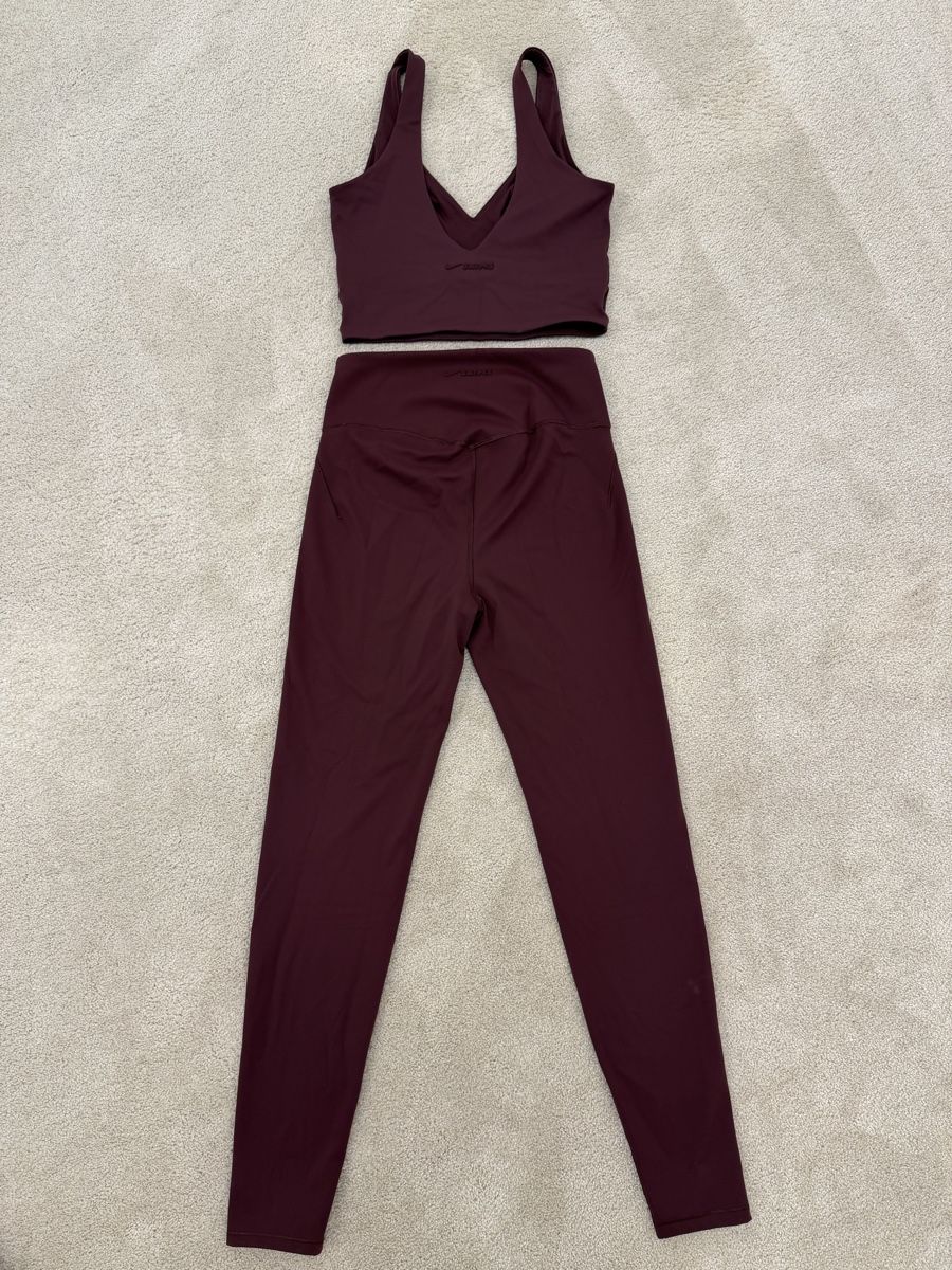 Nike Lotti di vestiti: Skims Nike set – Usato da Paradiso venduto da apf_mh9c 1