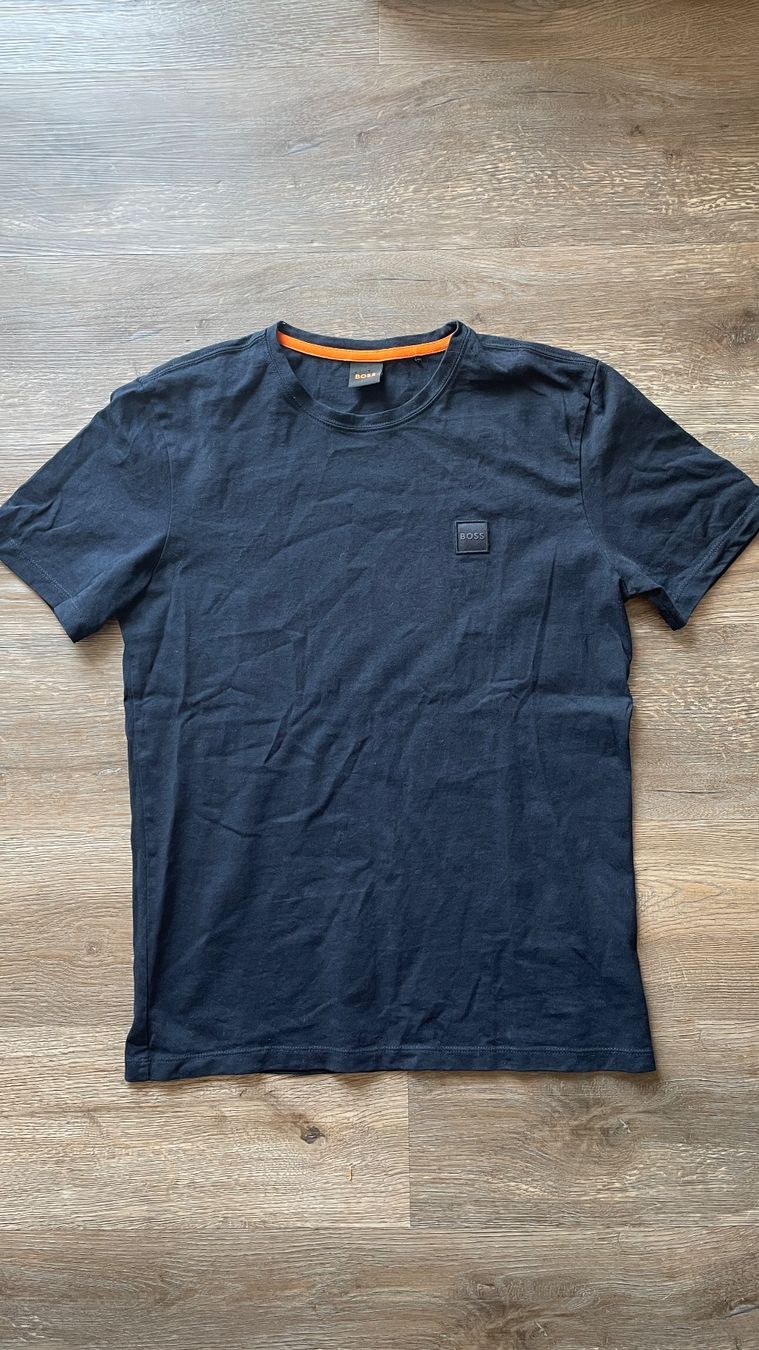 Hugo Boss T-Shirts: T-Shirt Boss, blau, M – Gebraucht aus Gressy von manessi