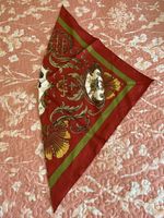 Vintage Seidentuch – I.C. / L.C. Signatur – Barockes Motiv –