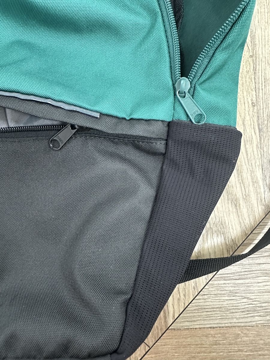 Decathlon Rucksäcke: Rucksack grün schwarz – Gebraucht aus Frauenfeld von mel_brp6 2