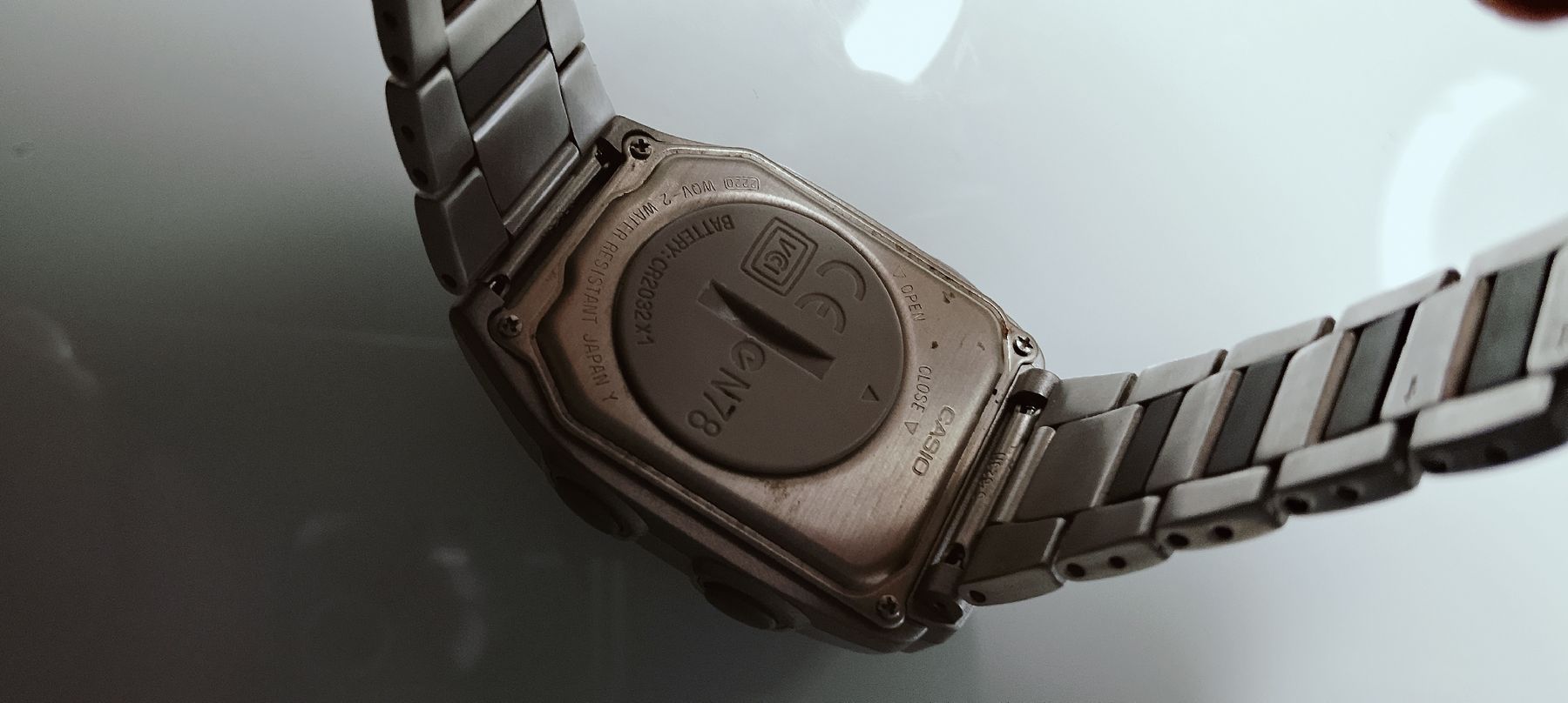 Casio Orologi: Seltener Vintage Casio Wrist Camera Uhr – Difettoso da Biel/Bienne venduto da Vintage-timearts 1