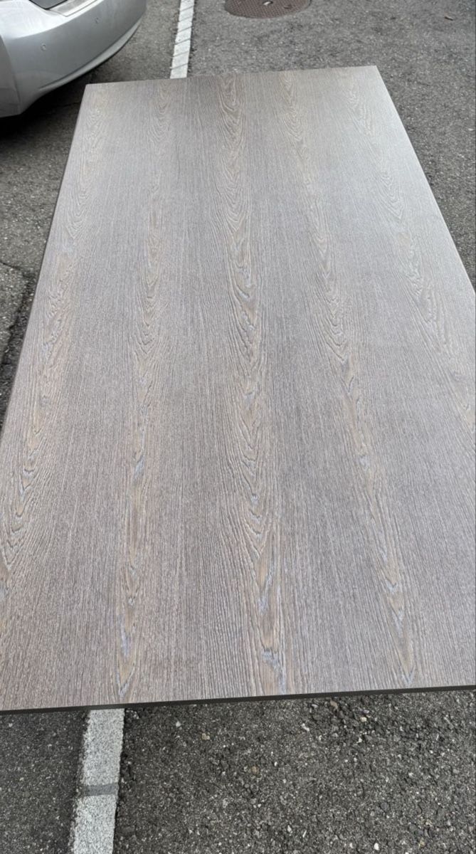 Tavoli: Bauhaus / Mid Century Modern Dining Table - Great Condition! – Usato da Effretikon venduto da expiredrice 3
