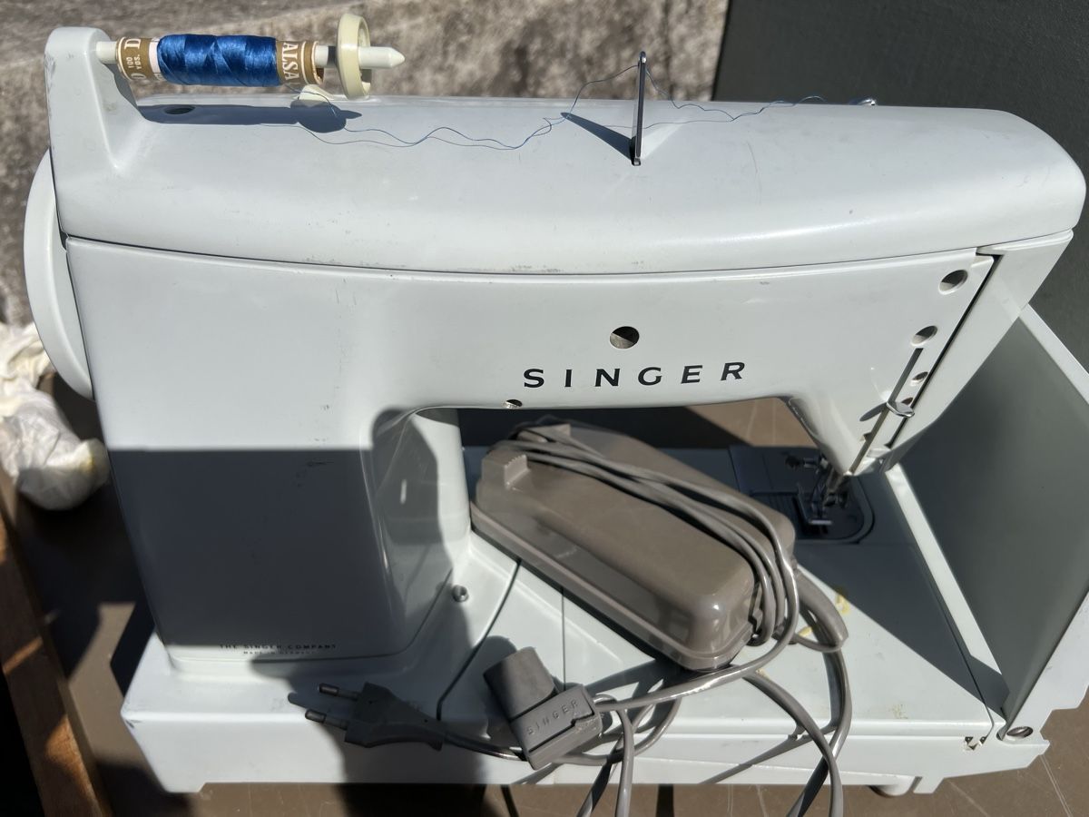 Singer Macchine da cucire: Nähmaschine Singer  – Usato da Zürich venduto da jao_2bx7 9
