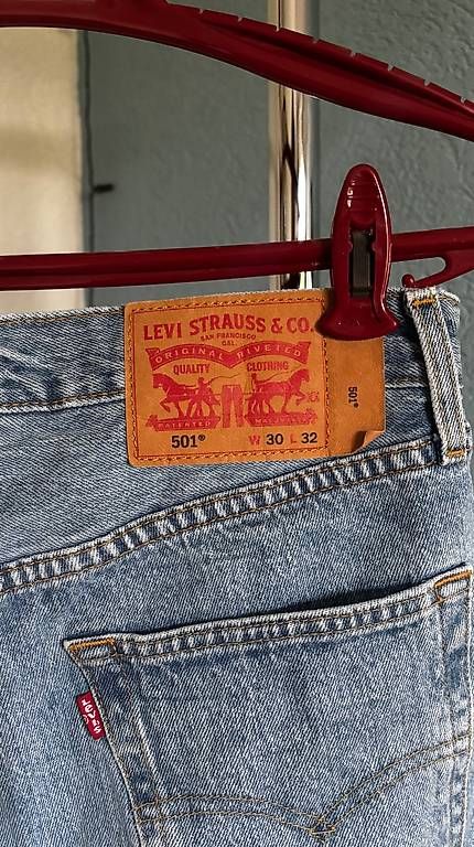 Jeans: Jean's Levis – Neuf avec emballage d'origine à Châtel-St-Denis par leacherre 1