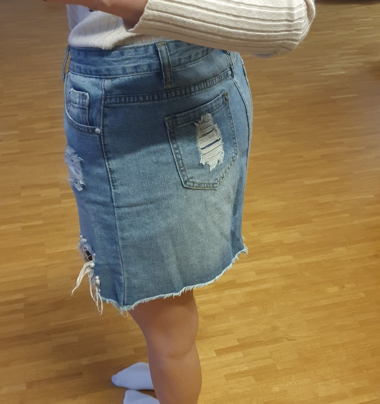 Jupes: Jupe en jeans taille M – Neuf (Voir description) à Versoix par aline_b 1