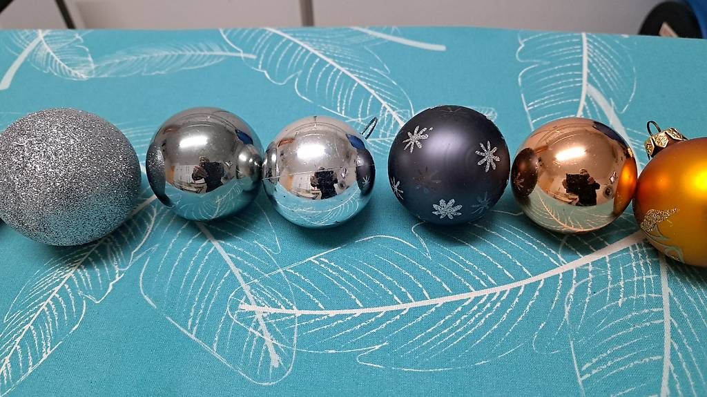 Toutes les décorations: Weihnachtskugeln – D'occasion à Fischbach-Göslikon par Reinegge 2