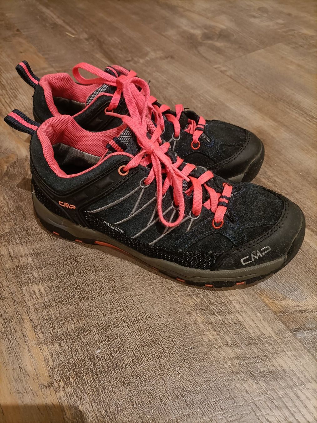 CMP Chaussures garçon: CMP Trekking Schuhe Gr 36 – D'occasion à Egnach par TTLL