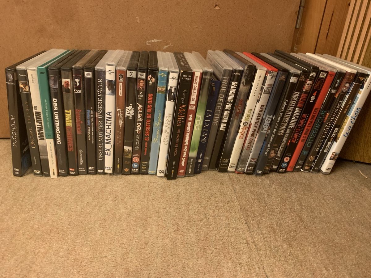 Tutti i DVDs: Grosse DVD und Blu-ray Filmsammlung – Usato da Winterthur venduto da Lift 1